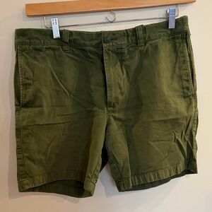 J. Crew Forest Green Men's Flat Front Shorts